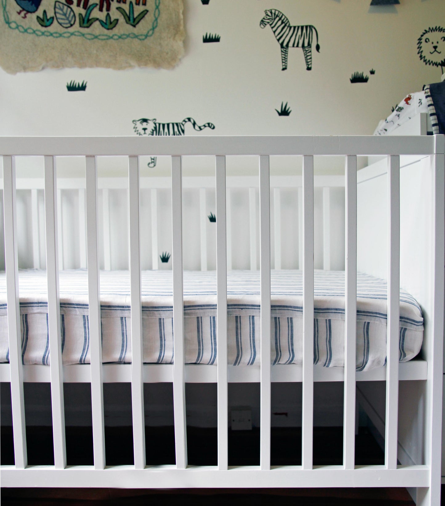 Fitted Linen Cot sheet - Navy white ticking